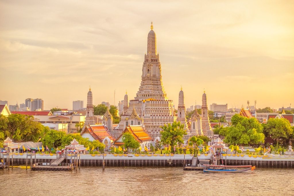 Wat Arun temple